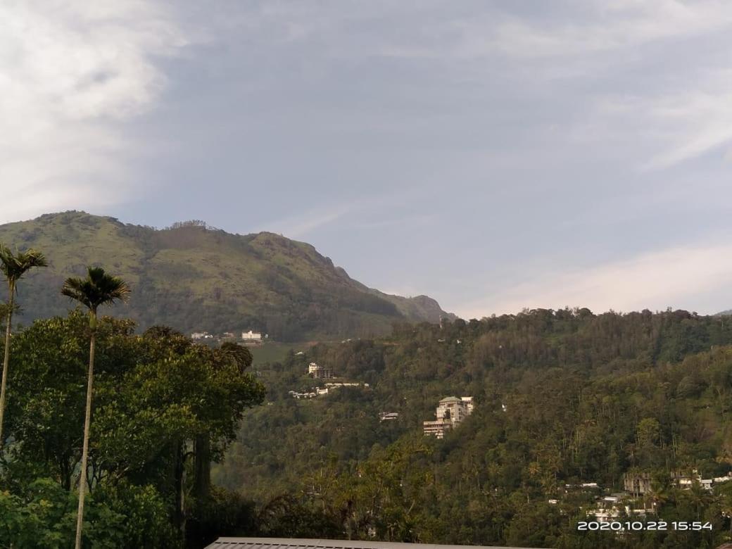 Munnar Blue Mist Panzió Kültér fotó
